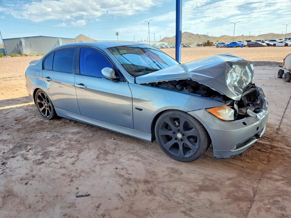 Photo 4 from auction – 2006 BMW 330 with VIN WBAVB33526PS13926