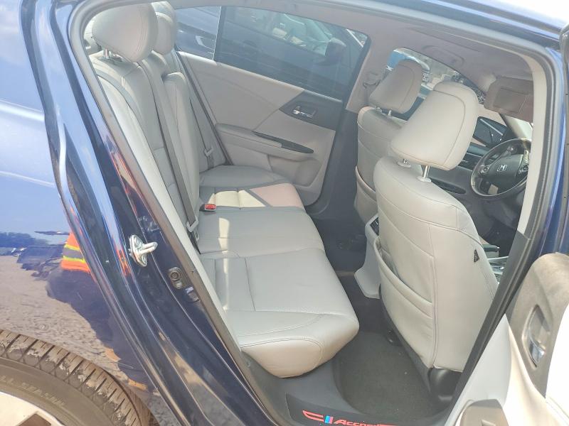 Photo 10 from auction – 2015 HONDA ACCORD with VIN 1HGCR2F89FA050542
