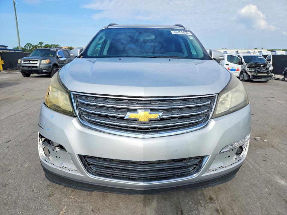 Photo 5 from auction – 2015 CHEVROLET TRAVERSE with VIN 1GNKRGKD3FJ300536