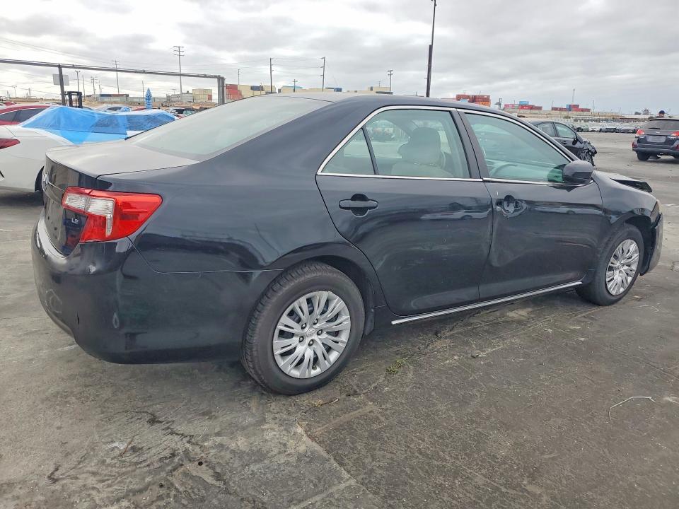 Photo 3 from auction – 2013 TOYOTA CAMRY with VIN 4T4BF1FK7DR295300