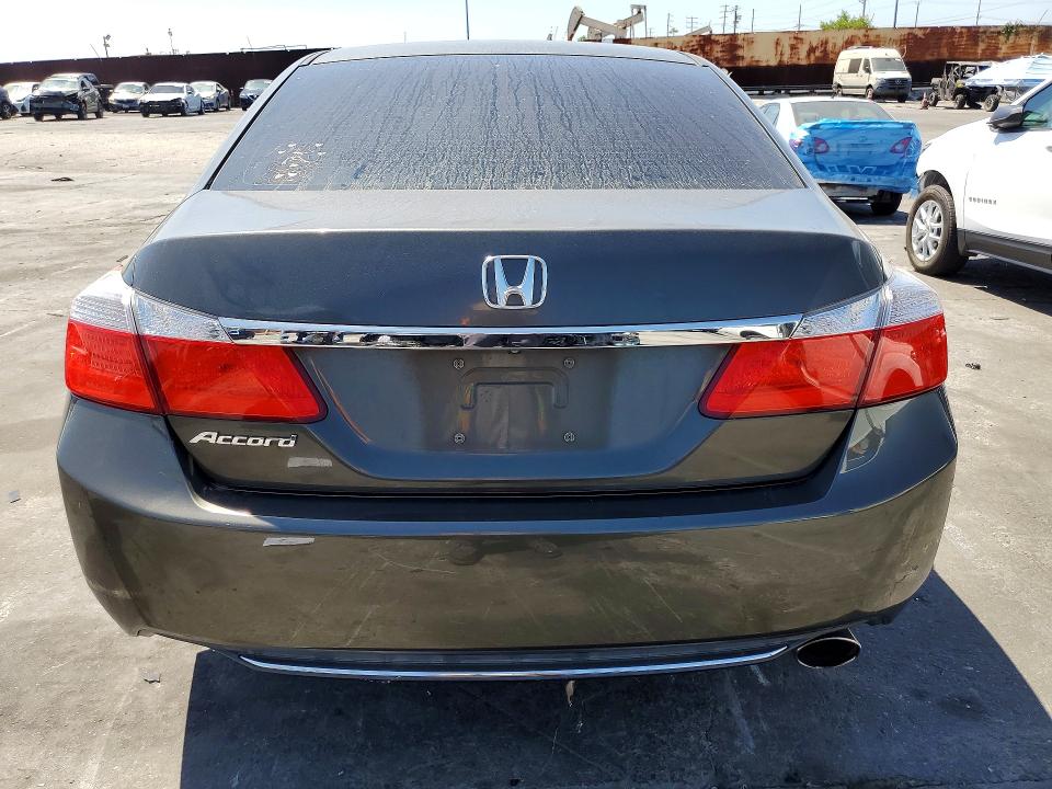 Photo 6 from auction – 2014 HONDA ACCORD with VIN 1HGCR2F31EA149441