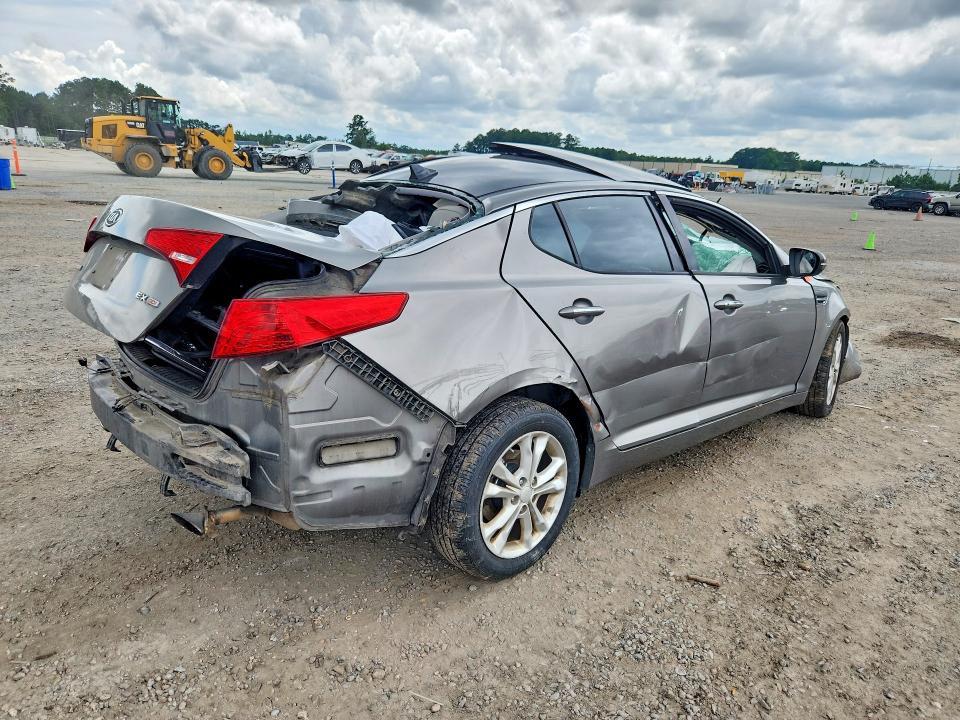 Photo 3 from auction – 2012 KIA OPTIMA with VIN 5XXGN4A70CG050337