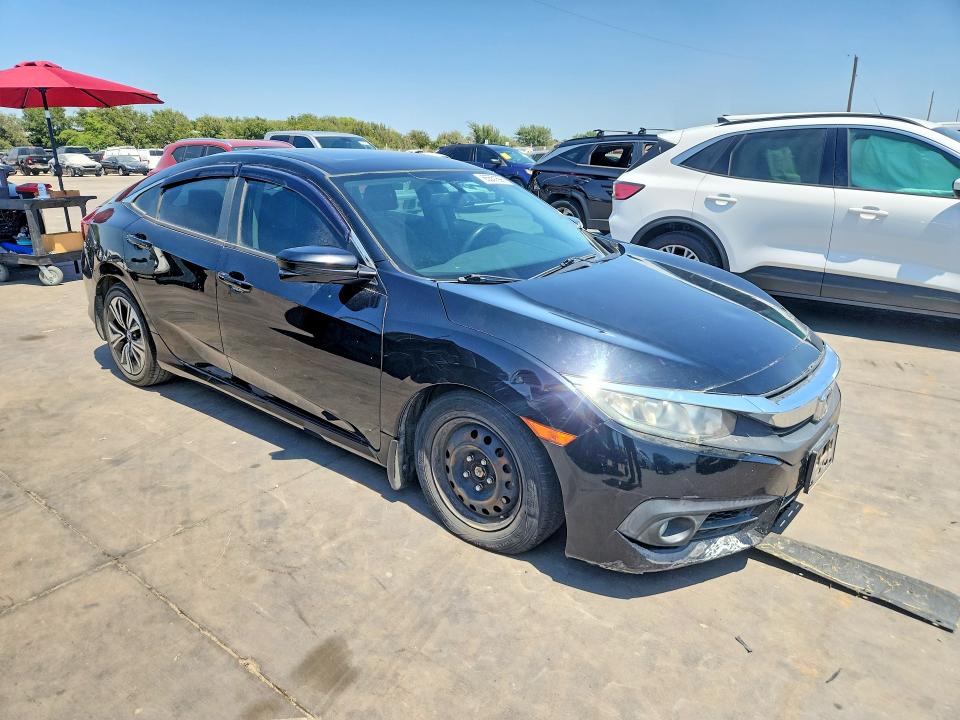 Zdjęcie 4 z aukcji – 2017 HONDA CIVIC z VIN 19XFC1F71HE022698