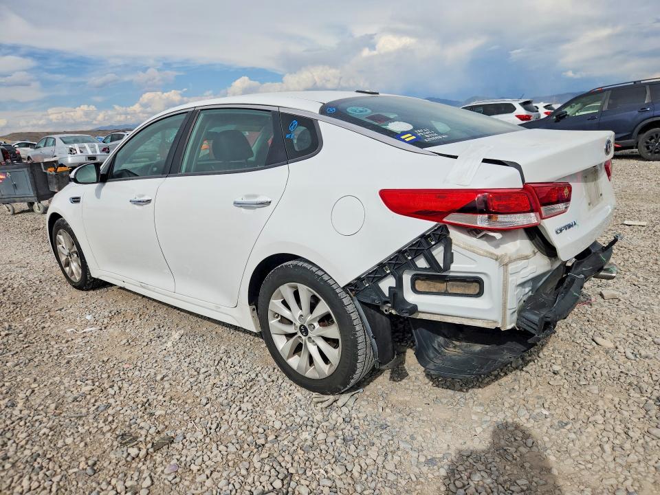 Photo 2 from auction – 2016 KIA OPTIMA with VIN 5XXGT4L36GG044967