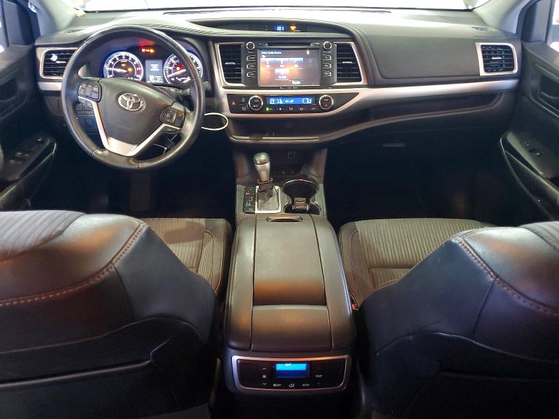 Фото 8 с аукциона – 2016 TOYOTA HIGHLANDER с VIN 5TDBKRFHXGS293840