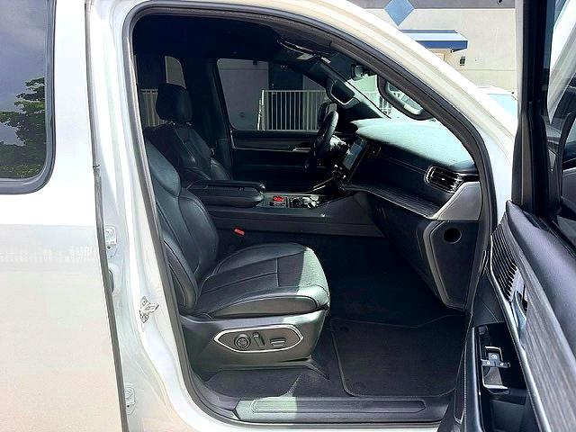 Photo 7 from auction – 2023 JEEP WAGONEER with VIN 1C4SJRDPXPS530721