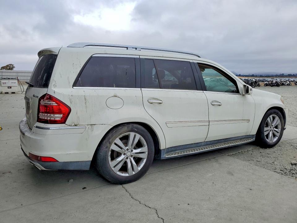Photo 3 from auction – 2011 MERCEDES-BENZ GL with VIN 4JGBF7BE1BA625637