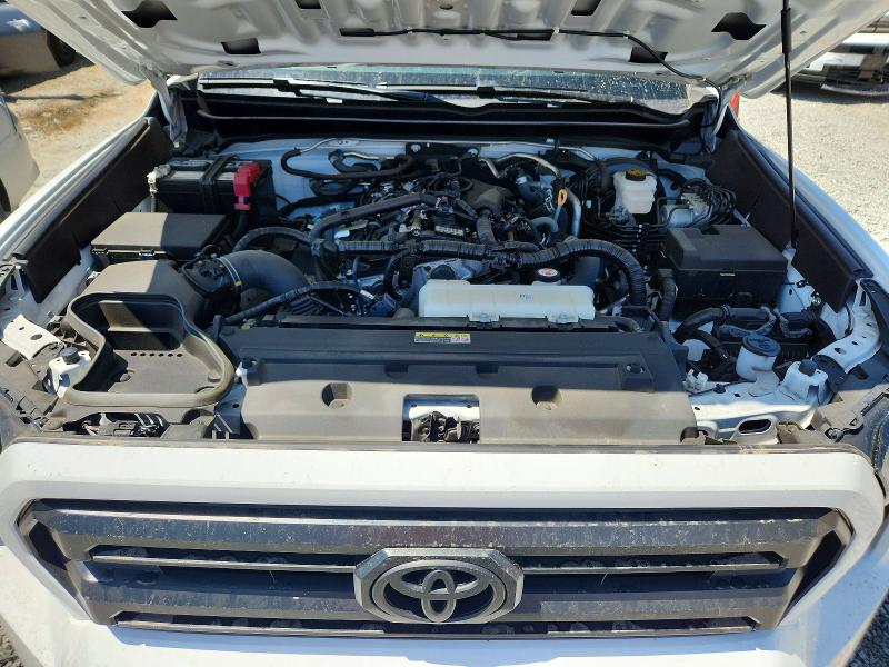 Photo 11 from auction – 2024 TOYOTA TACOMA with VIN 3TMLB5JN6RM064391