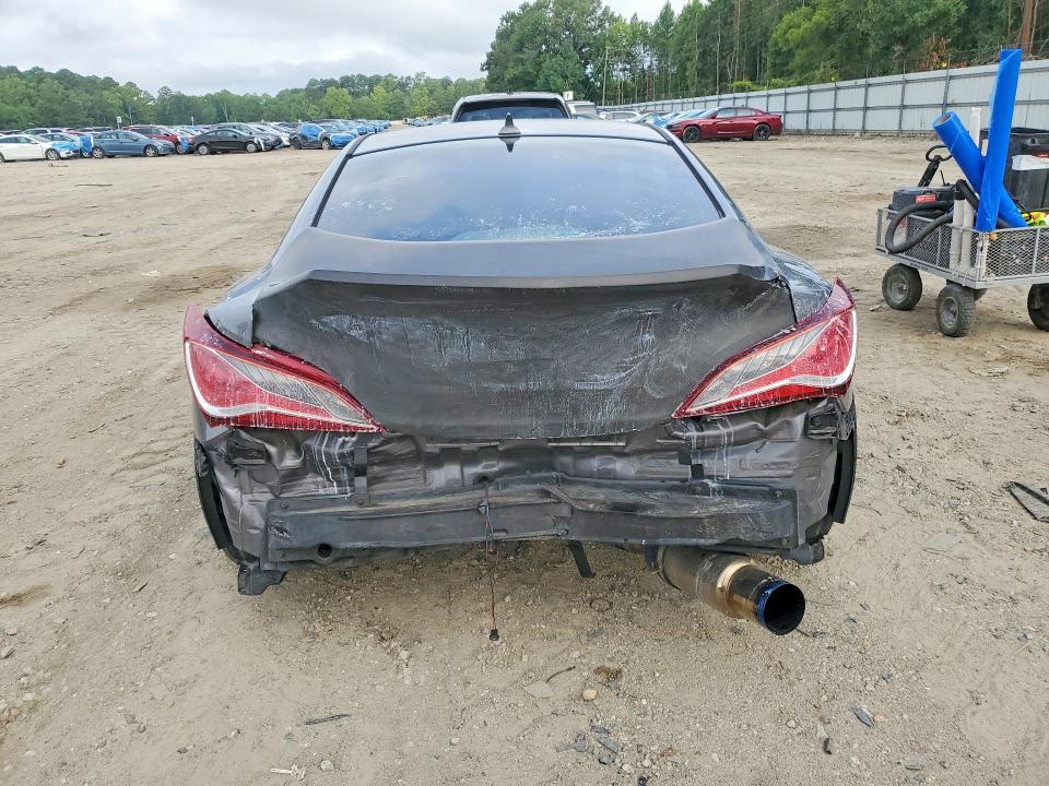 Photo 6 from auction – 2011 HYUNDAI GENESIS COUPE with VIN KMHHT6KD9BU063361