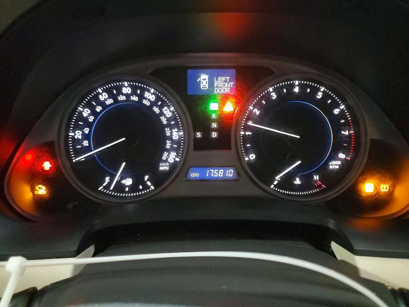 Photo 9 from auction – 2009 LEXUS IS with VIN JTHCK262495032220