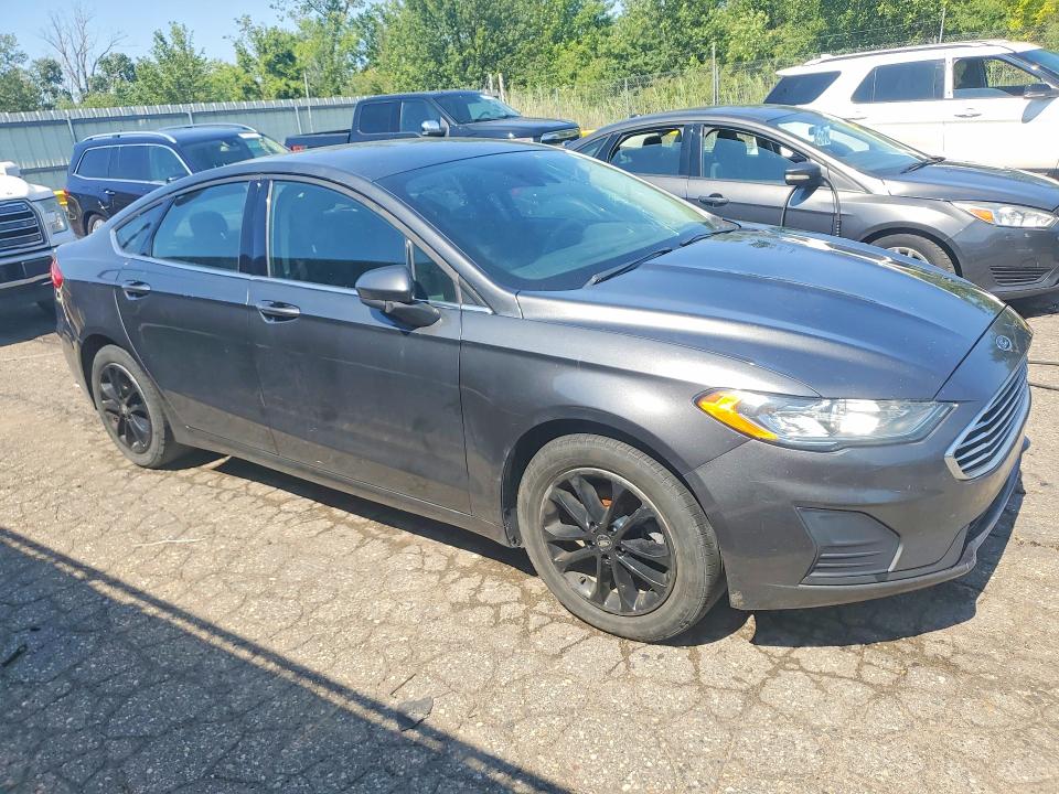 Photo 4 from auction – 2020 FORD FUSION with VIN 3FA6P0HD8LR124864