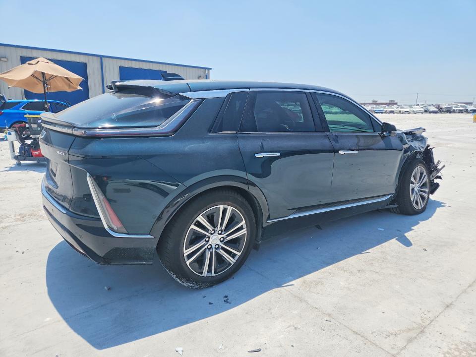 Photo 3 from auction – 2024 CADILLAC LYRIQ with VIN 1GYKPRRK5RZ141808
