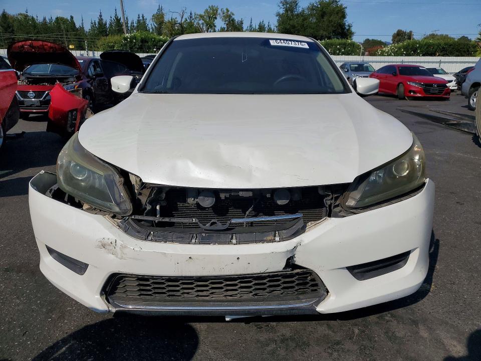 Photo 5 from auction – 2014 HONDA ACCORD with VIN 1HGCR2F38EA005014