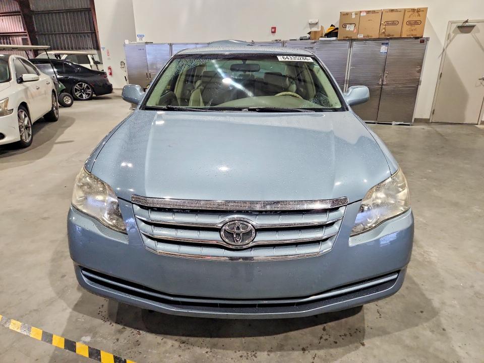 Photo 5 from auction – 2005 TOYOTA AVALON with VIN 4T1BK36B05U007040