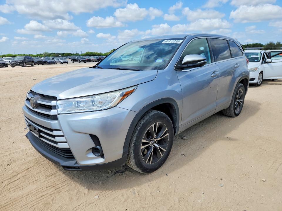 TOYOTA HIGHLANDER 2018 with VIN 5TDZZRFH4JS254095 - Photo from auction