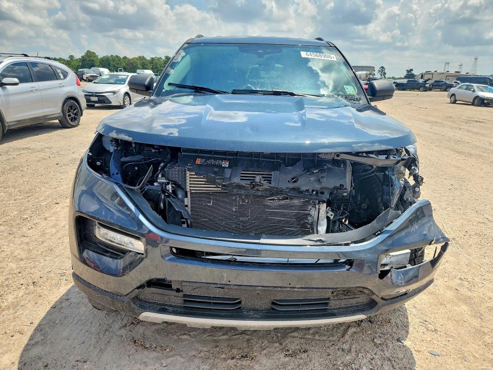 Photo 5 from auction – 2022 FORD EXPLORER with VIN 1FMSK7DH4NGC01390