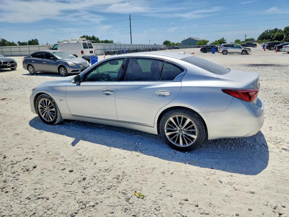Photo 2 from auction – 2018 INFINITI Q50 with VIN JN1EV7AR9JM438929