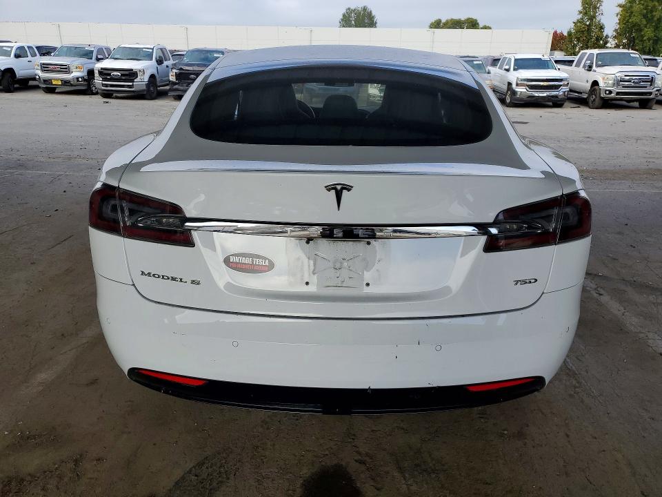 Photo 6 from auction – 2016 TESLA MODEL S with VIN 5YJSA1E25GF159582