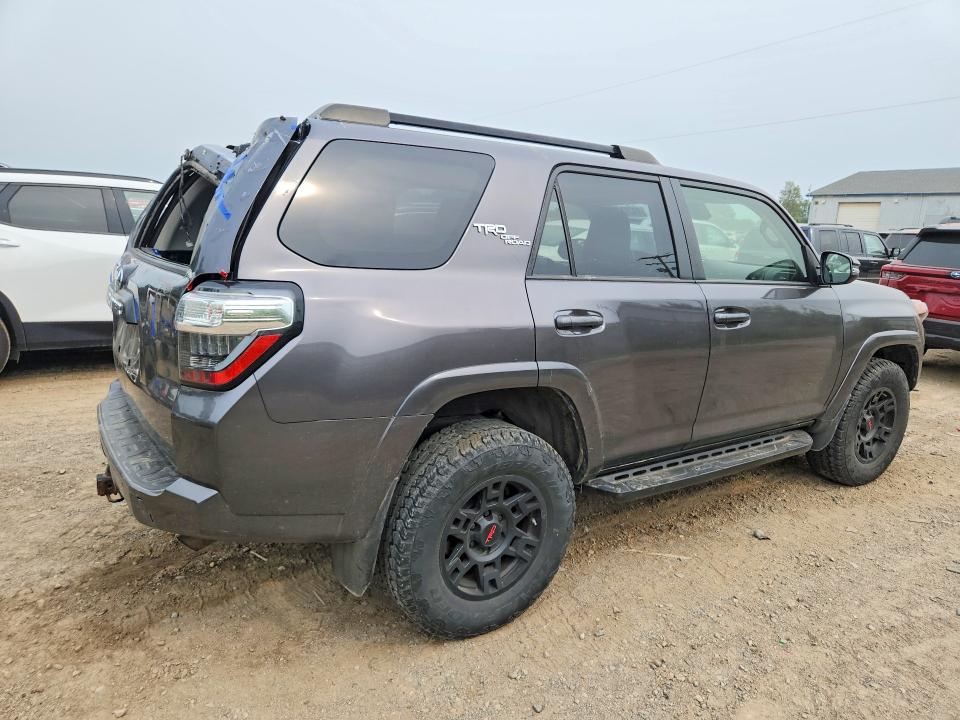 Photo 3 from auction – 2021 TOYOTA 4RUNNER with VIN JTERU5JR6M5960725