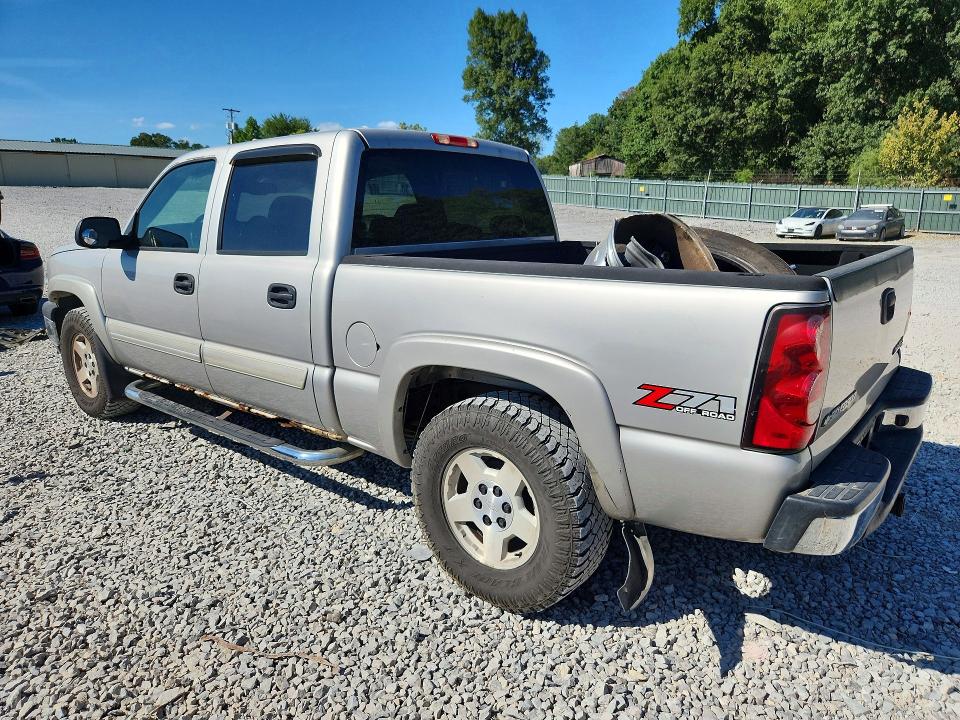 Photo 2 from auction – 2005 CHEVROLET SILVERADO with VIN 2GCEK13T551320616