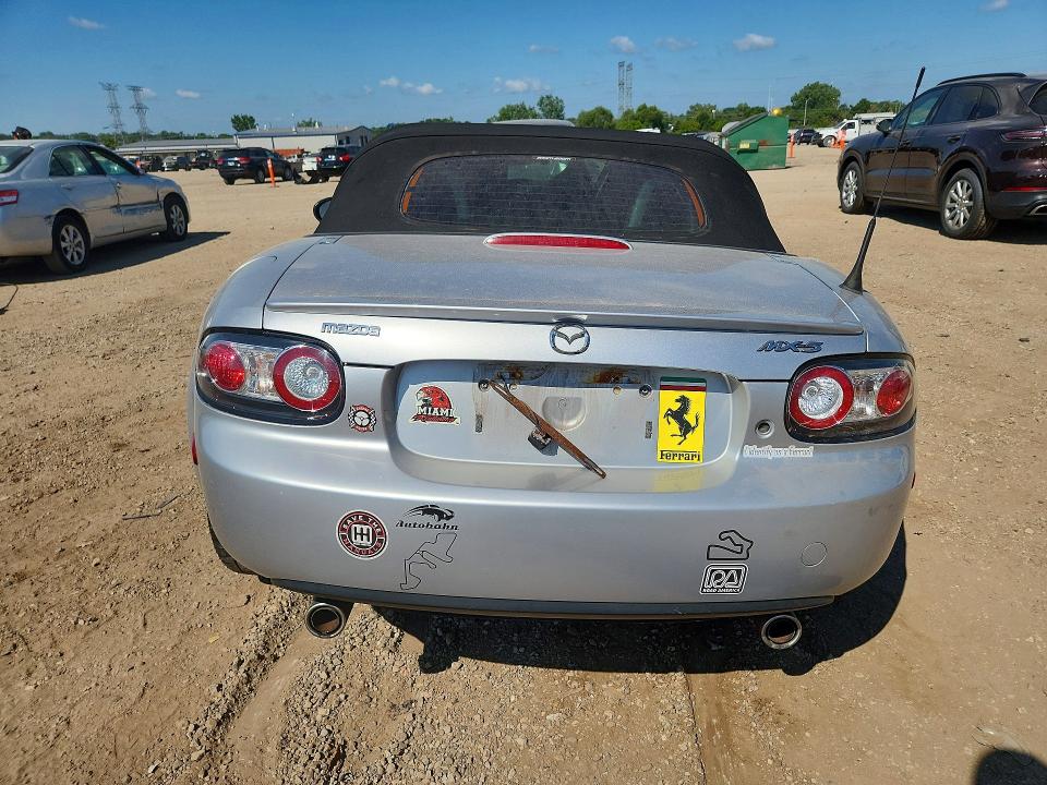 Photo 6 from auction – 2007 MAZDA MX-5 MIATA with VIN JM1NC25F070126763
