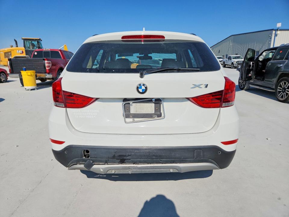 Photo 6 from auction – 2014 BMW X1 with VIN WBAVL1C51EVY19858