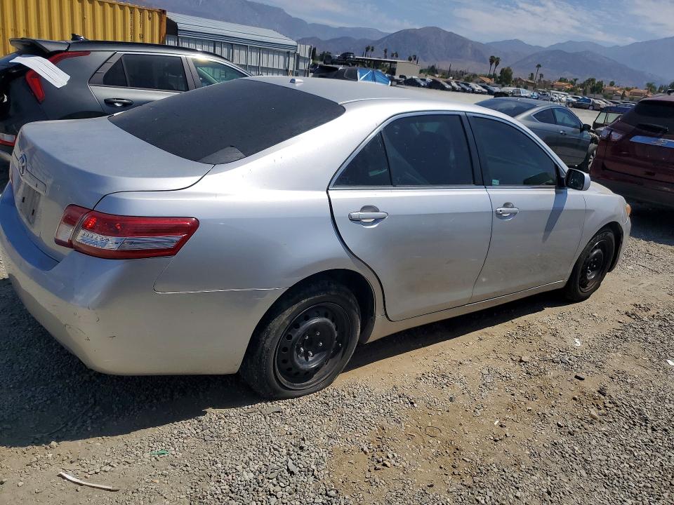 Фото 3 с аукциона – 2011 TOYOTA CAMRY с VIN 4T4BF3EK7BR120460