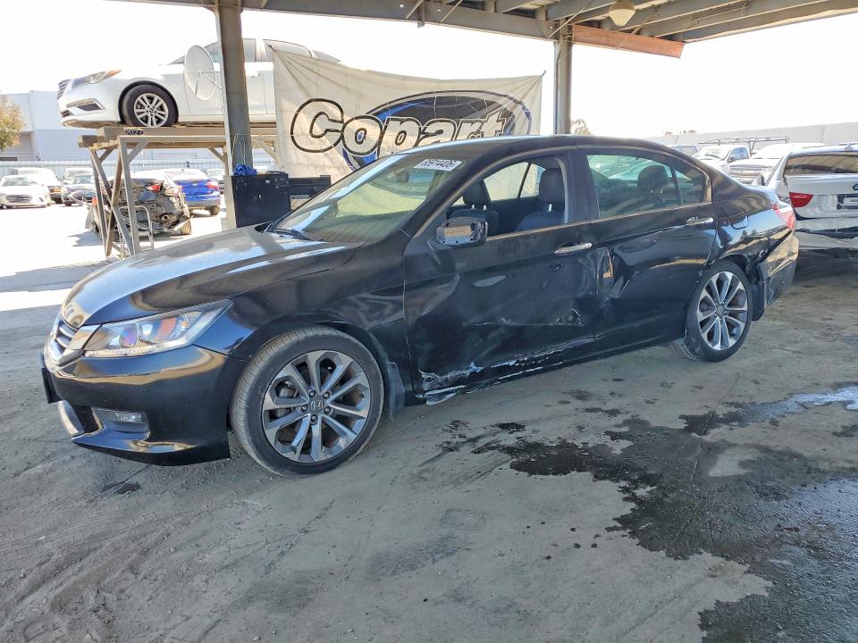 HONDA ACCORD 2015 with VIN 1HGCR2F56FA255032 - Photo from auction