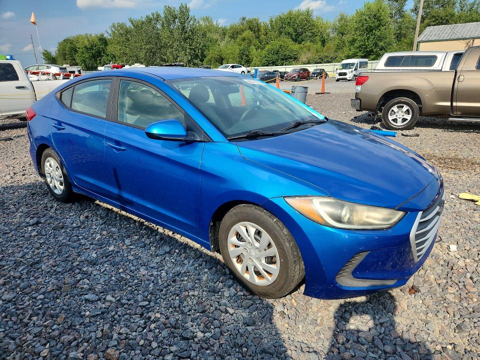 Photo 4 from auction – 2017 HYUNDAI ELANTRA with VIN 5NPD74LF2HH150923