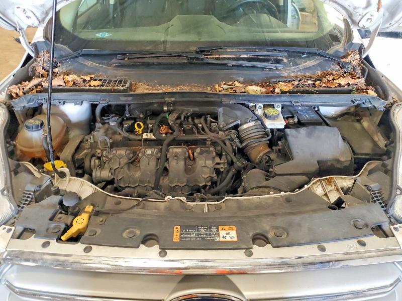 Photo 12 from auction – 2019 FORD ESCAPE with VIN 1FMCU9J98KUA33922