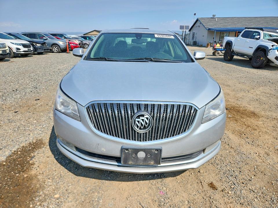 Photo 5 from auction – 2016 BUICK LACROSSE with VIN 1G4GA5G34GF107256