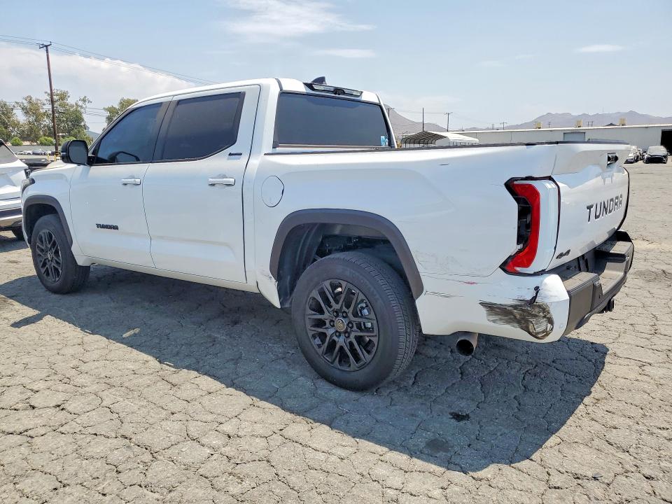 Снимка 2 от търг – 2025 TOYOTA TUNDRA с VIN 5TFWA5DB1SX333558