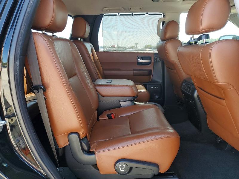 Photo 11 from auction – 2012 TOYOTA SEQUOIA with VIN 5TDDW5G11CS057594