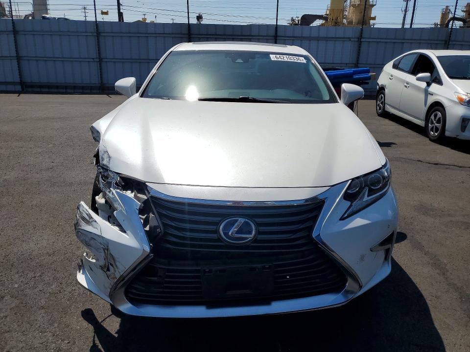 Фото 5 с аукциона – 2018 LEXUS ES с VIN JTHBW1GG8J2193809