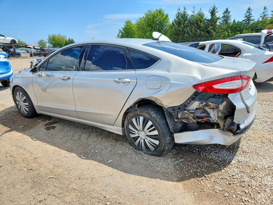 Photo 2 from auction – 2015 FORD FUSION with VIN 3FA6P0H77FR147938