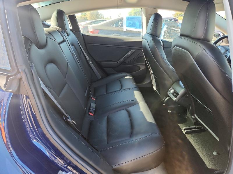 Photo 10 from auction – 2018 TESLA MODEL 3 with VIN 5YJ3E1EB2JF083903