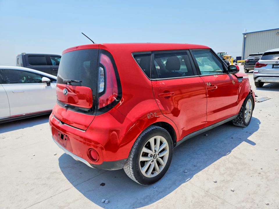 Photo 3 from auction – 2018 KIA SOUL with VIN KNDJP3A55J7603689