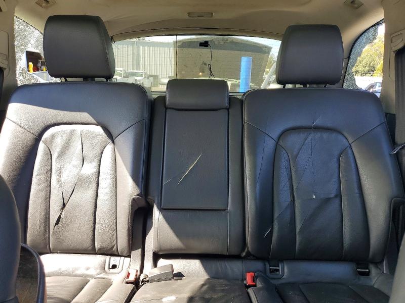 Photo 10 from auction – 2014 AUDI Q7 with VIN WA1LGAFE5ED005612