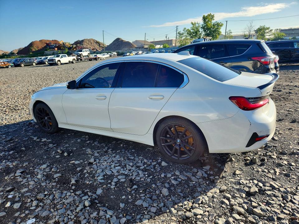 Photo 2 from auction – 2021 BMW 330XI with VIN 3MW5R7J01M8B81539