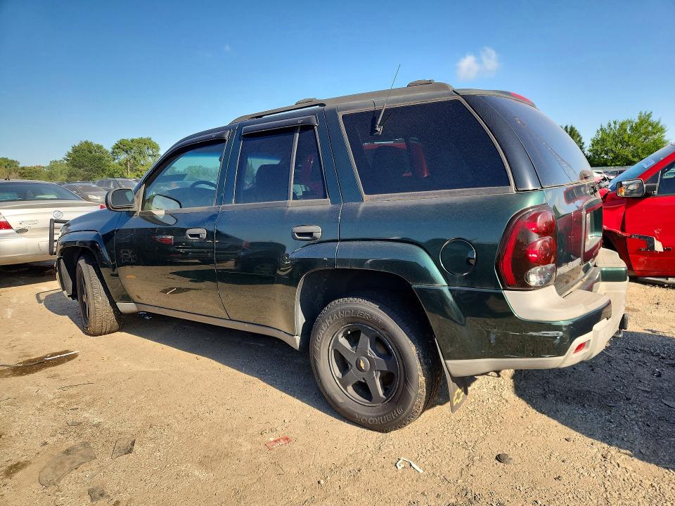 Photo 2 from auction – 2002 CHEVROLET TRAILBLAZER with VIN 1GNDT13S922504363
