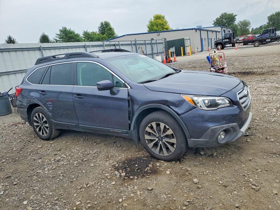 Photo 4 from auction – 2016 SUBARU OUTBACK with VIN 4S4BSENC5G3297452