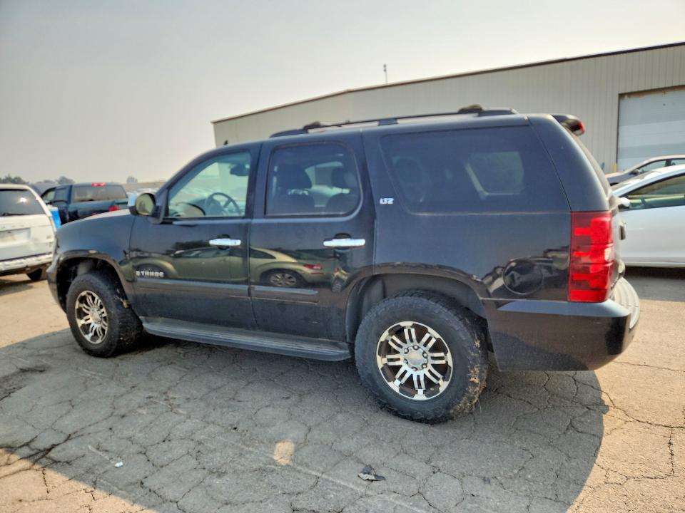Photo 2 from auction – 2007 CHEVROLET TAHOE with VIN 1GNFK13057J330606