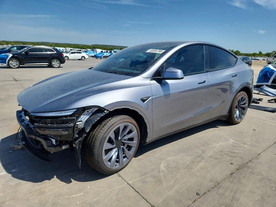 TESLA MODEL Y 2026 z numerem VIN 7SAYGDED9TF621084 - Zdjęcie z aukcji