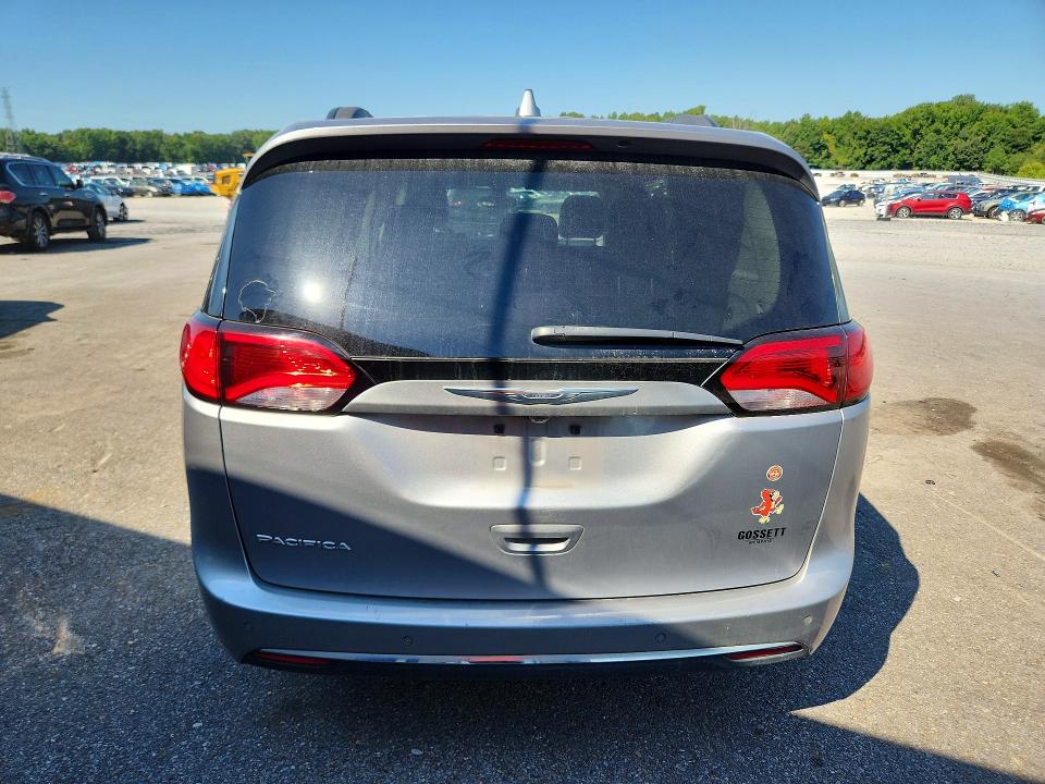 Photo 6 from auction – 2017 CHRYSLER PACIFICA with VIN 2C4RC1BG3HR576780