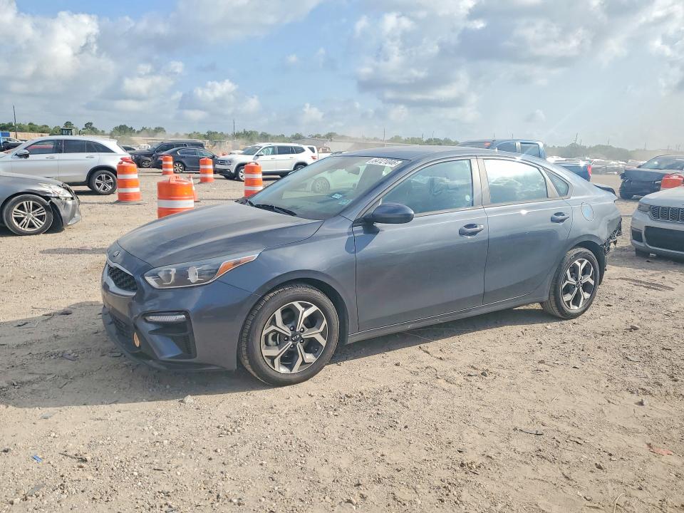 KIA FORTE 2021 with VIN 3KPF24AD8ME348915 - Photo from auction