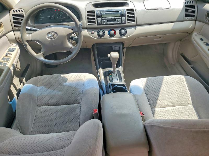Photo 8 from auction – 2002 TOYOTA CAMRY with VIN 4T1BE32K82U062649