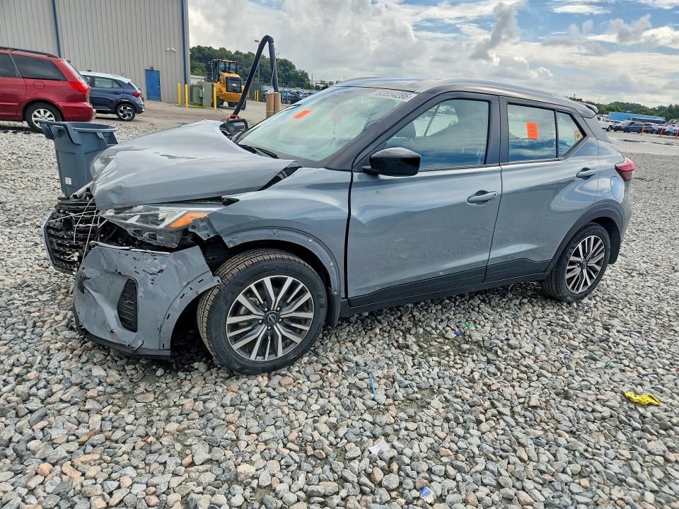NISSAN KICKS 2022 with VIN 3N1CP5CV5NL492339 - Photo from auction