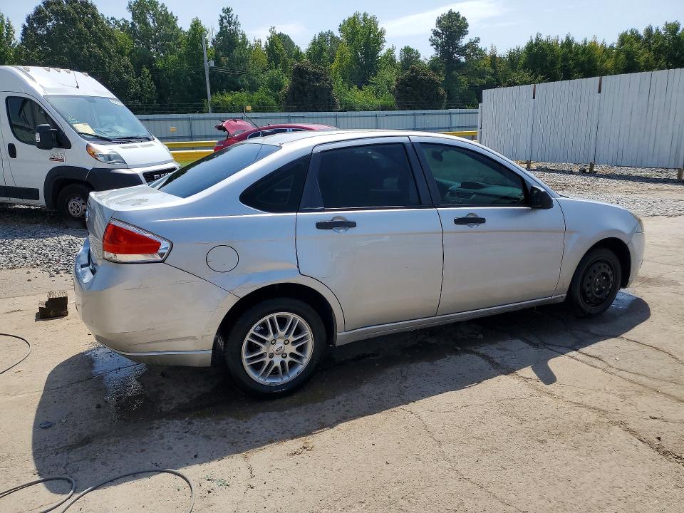Photo 3 from auction – 2009 FORD FOCUS with VIN 1FAHP35N69W207769