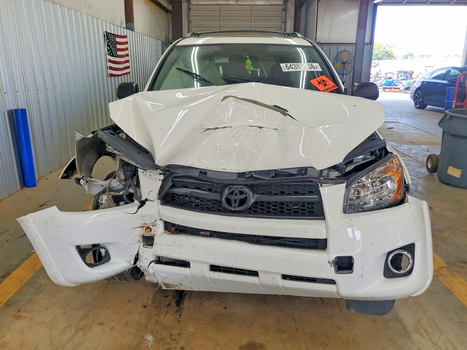Photo 5 from auction – 2011 TOYOTA RAV4 with VIN 2T3WF4DV8BW075310