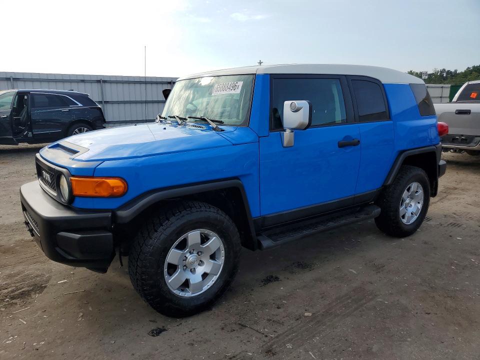 2007 TOYOTA FJ CRUISER
